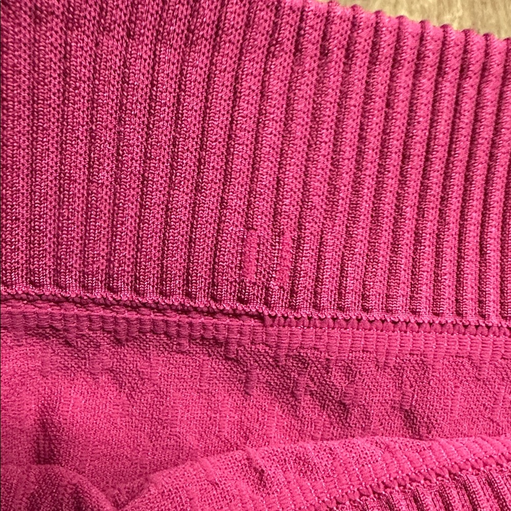 Lululemon great shape magenta rest less seamless violet red pullover hoodie top - Picture 6 of 12